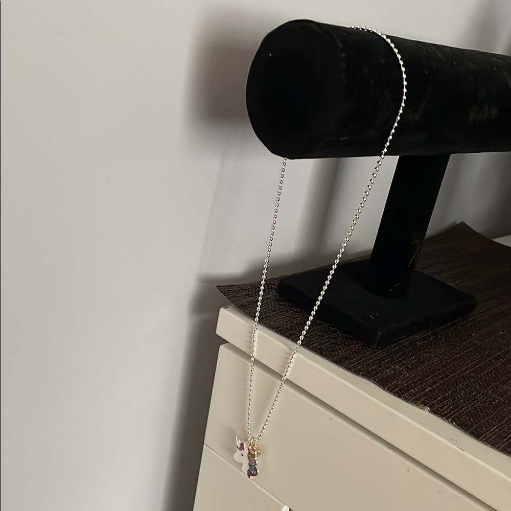Elegant Silver Necklace with Multicolor Pendant
